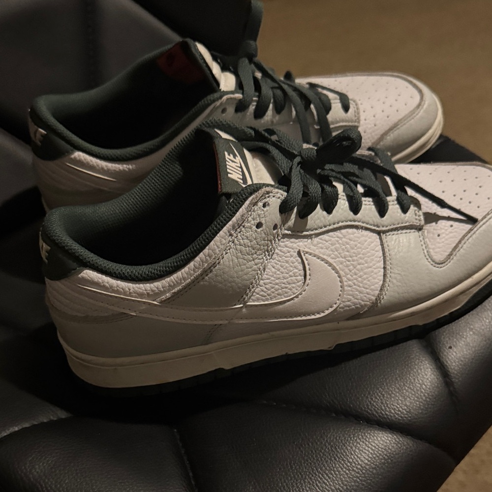 Nike Men's White and Dark Green Sneakers